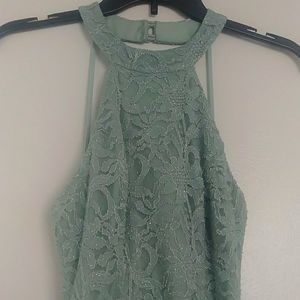 Buitifull seafoam colored prom dress